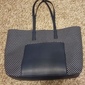 Kelly and Katie tote